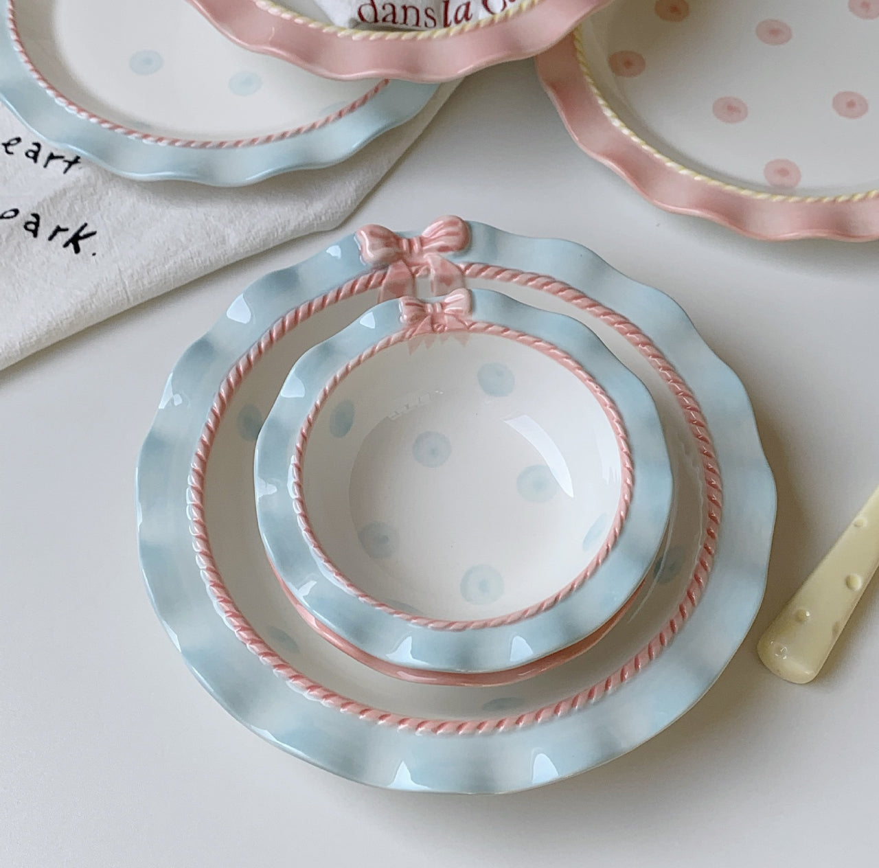 Sweet Ribbon Ceramic Plate