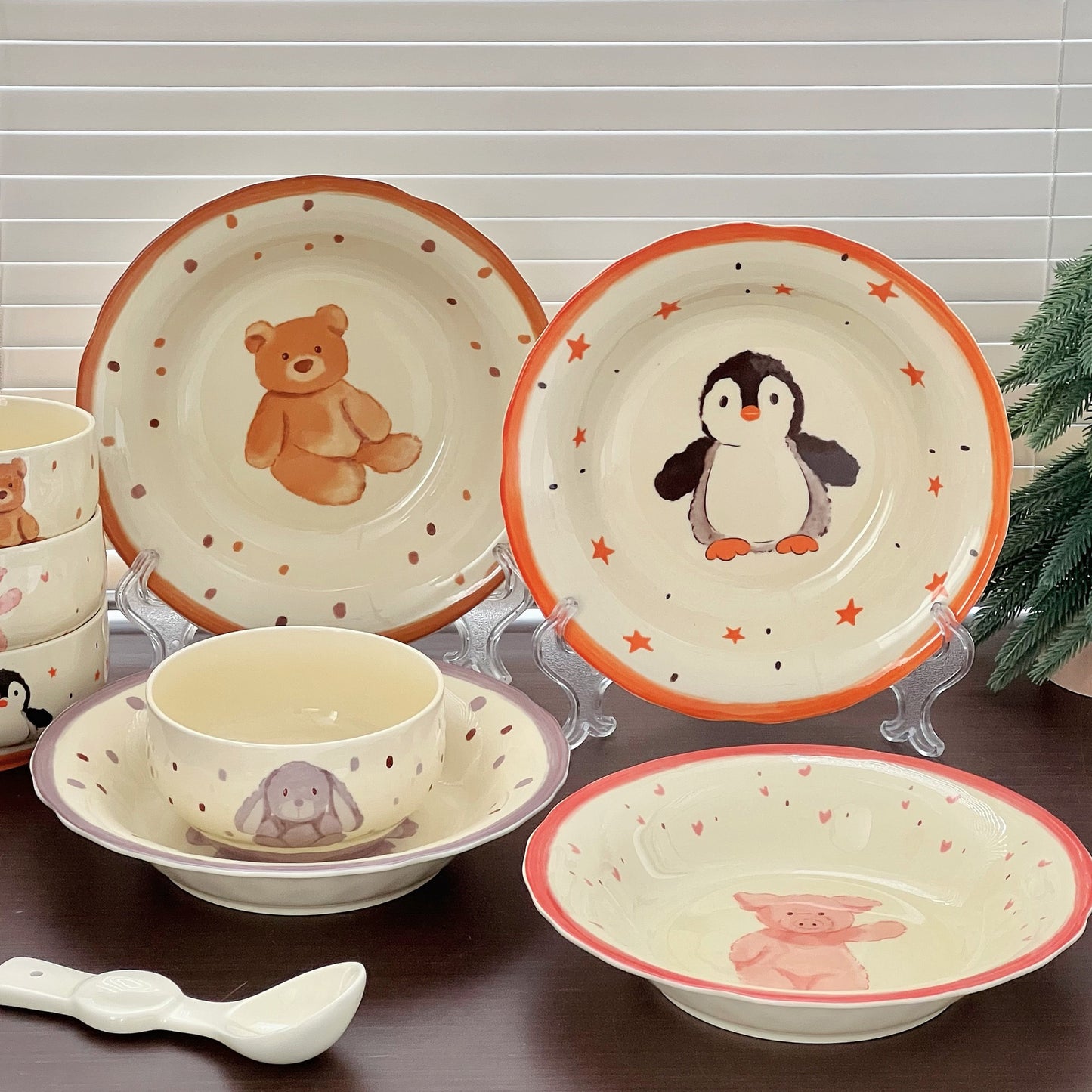Cozy Critter Friends - Plates & Bowls
