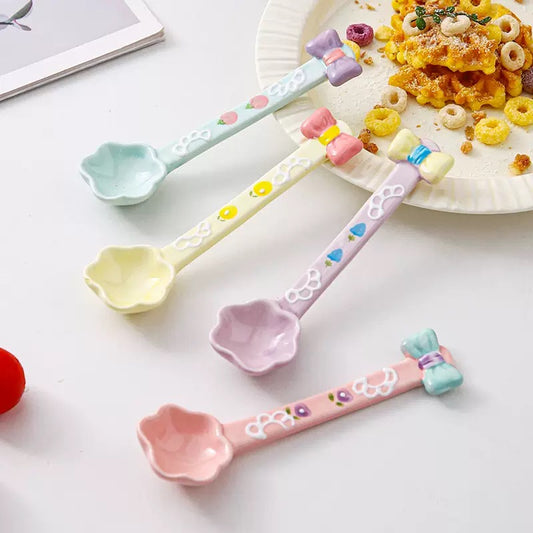Bonbon Bow Spoon