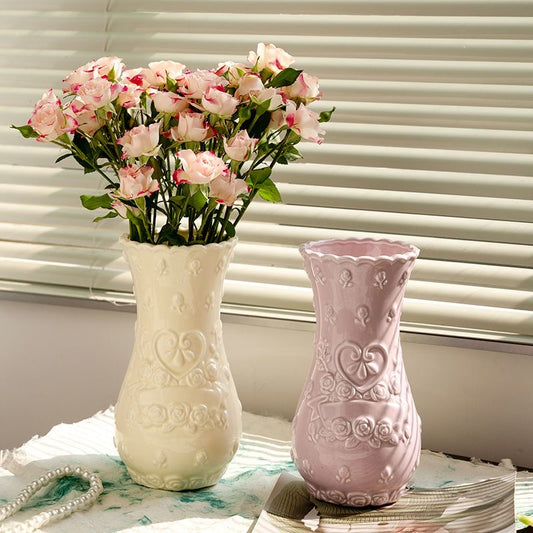 Rosebud Lace Vase