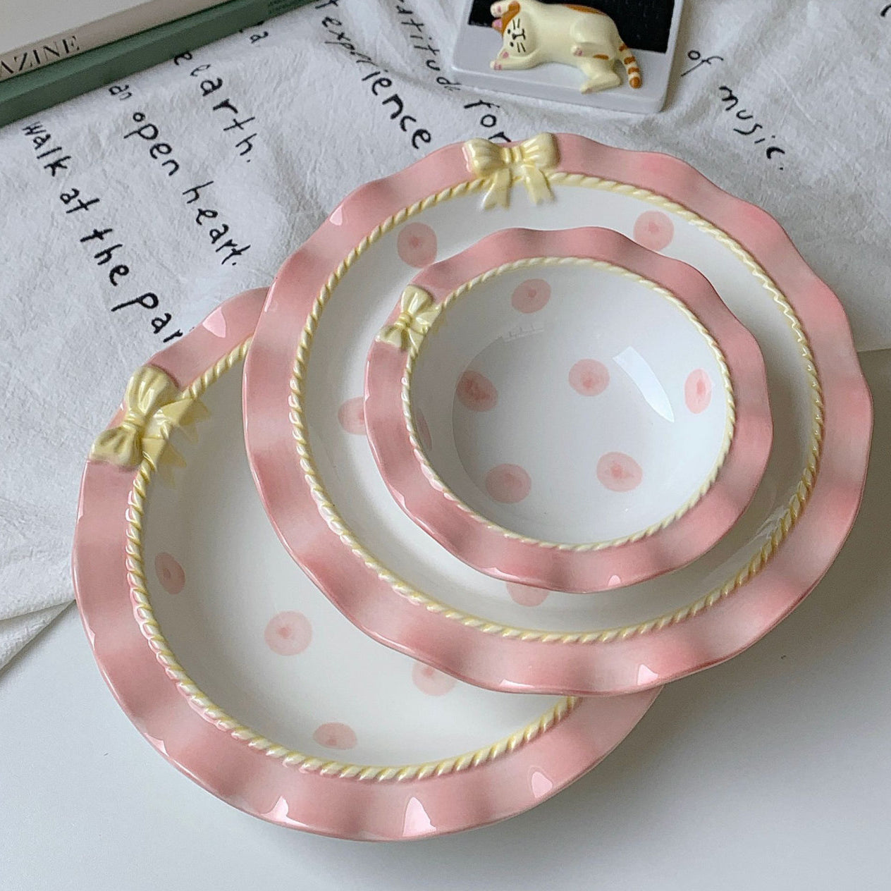 Sweet Ribbon Ceramic Plate