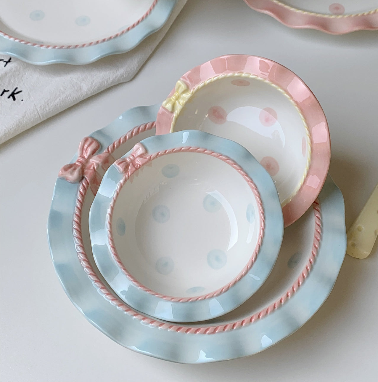 Sweet Ribbon Ceramic Plate